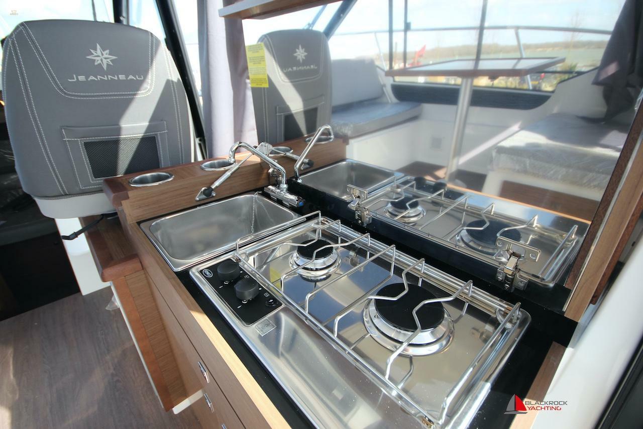 yachts-97892-376273_28.jpg