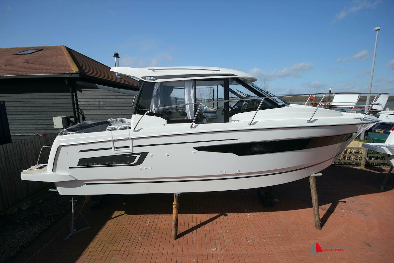 yachts-97892-376273_7.jpg