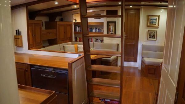 yachts-98157-378007_12.jpg
