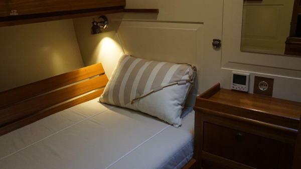 yachts-98157-378007_16.jpg