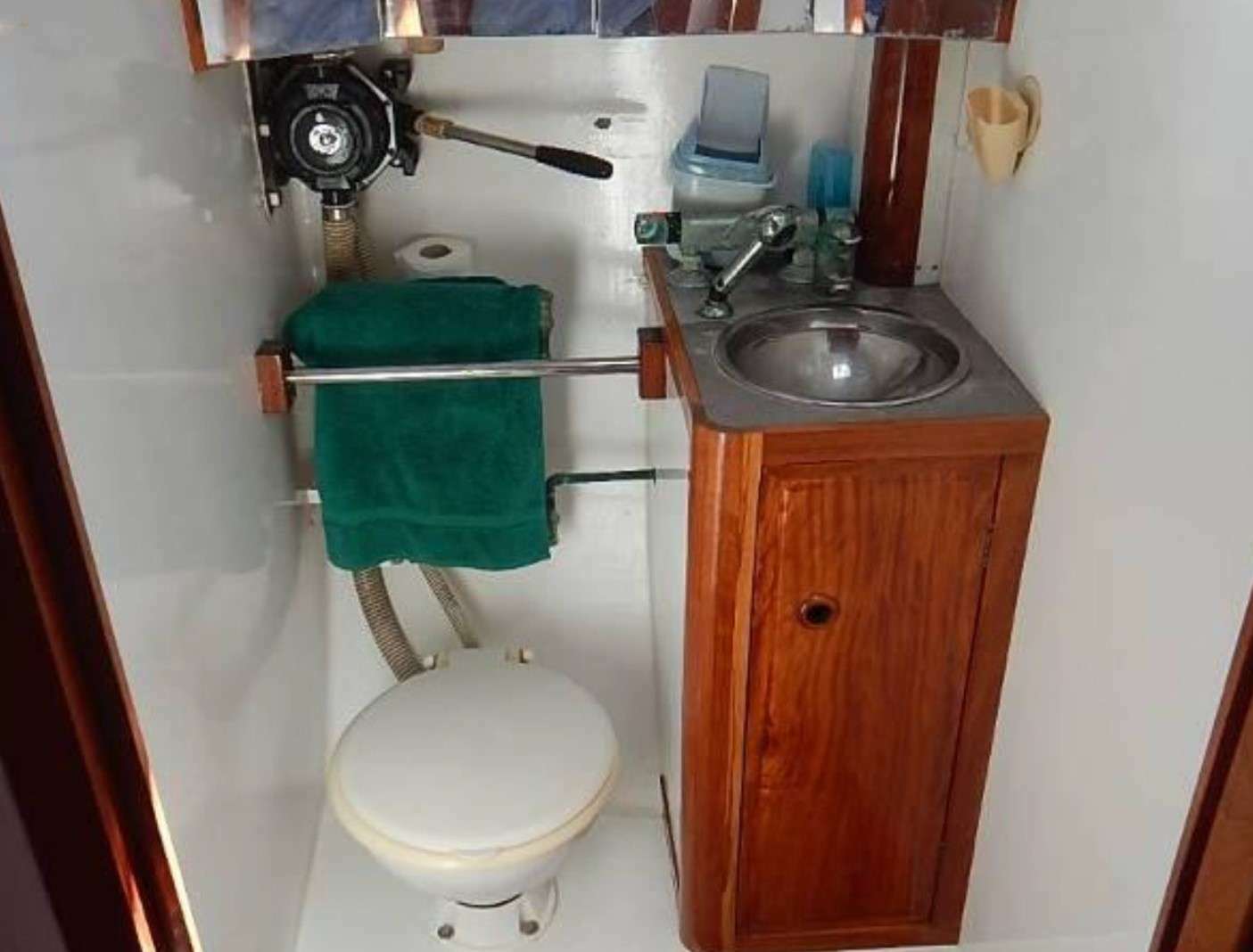yachts-98310-378813_22.jpg