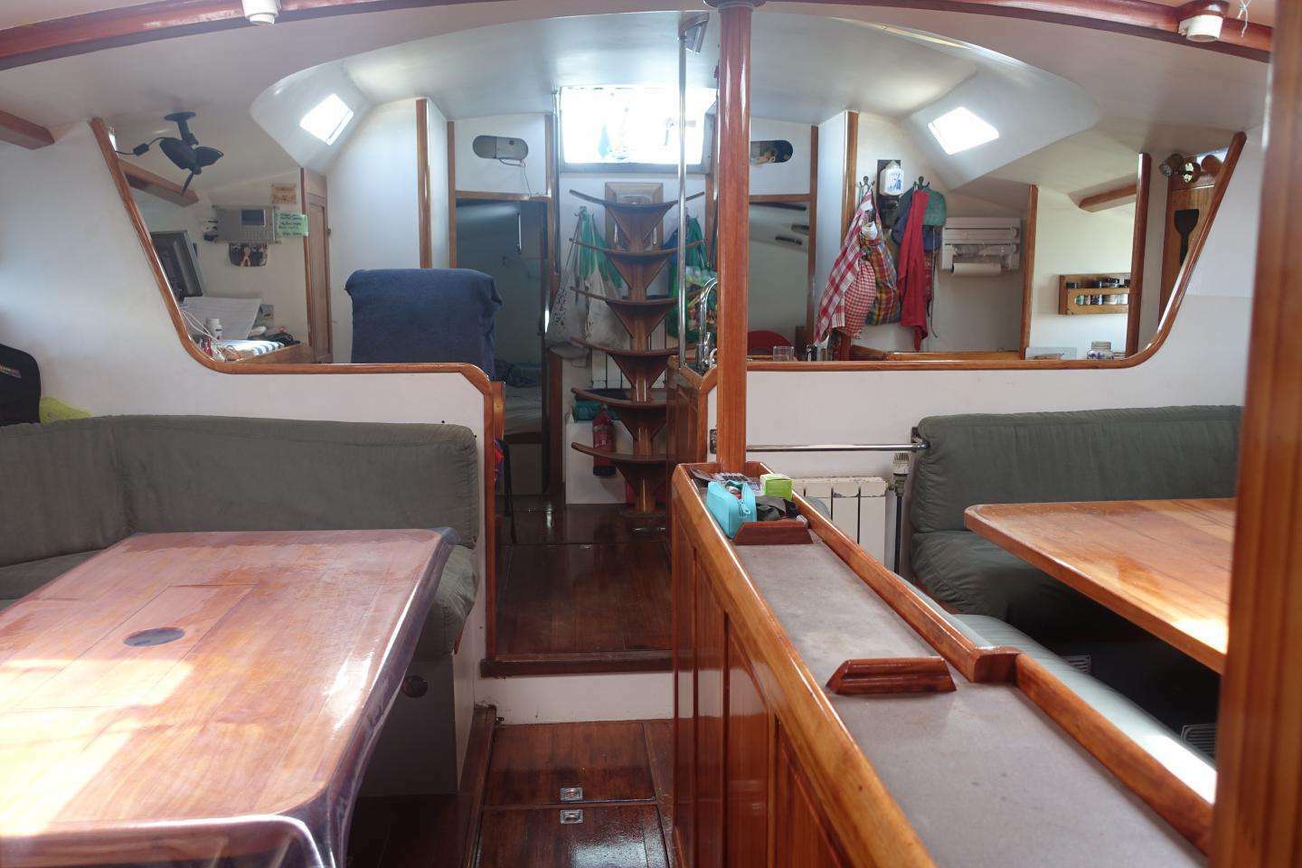 yachts-98310-378813_24.jpg