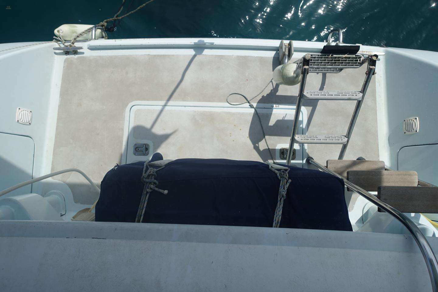 yachts-98310-378813_3.jpg