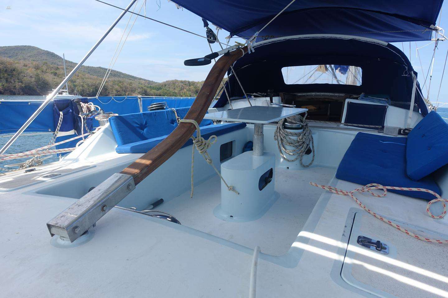 yachts-98310-378813_4.jpg