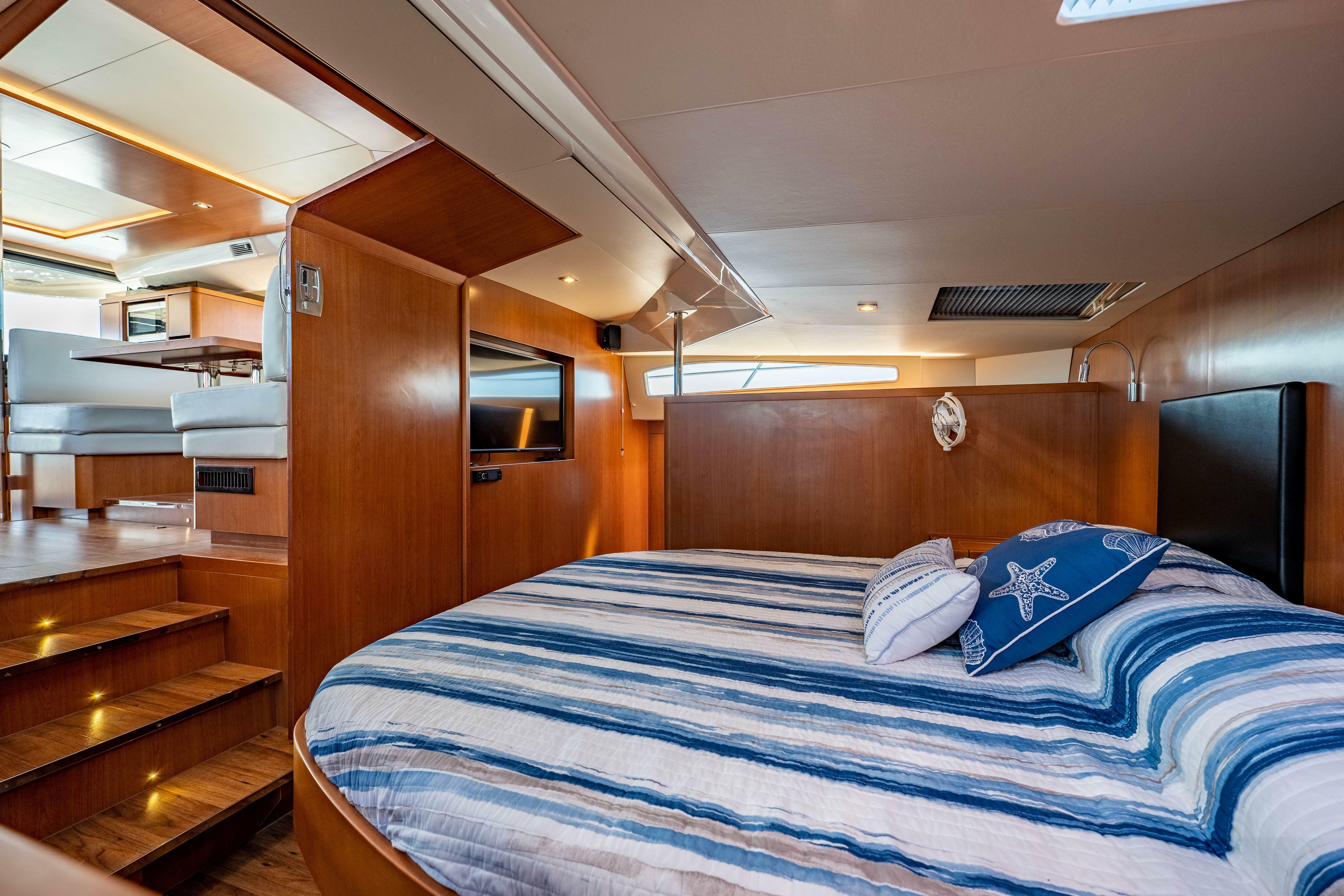 yachts-98337-378870_12.jpg
