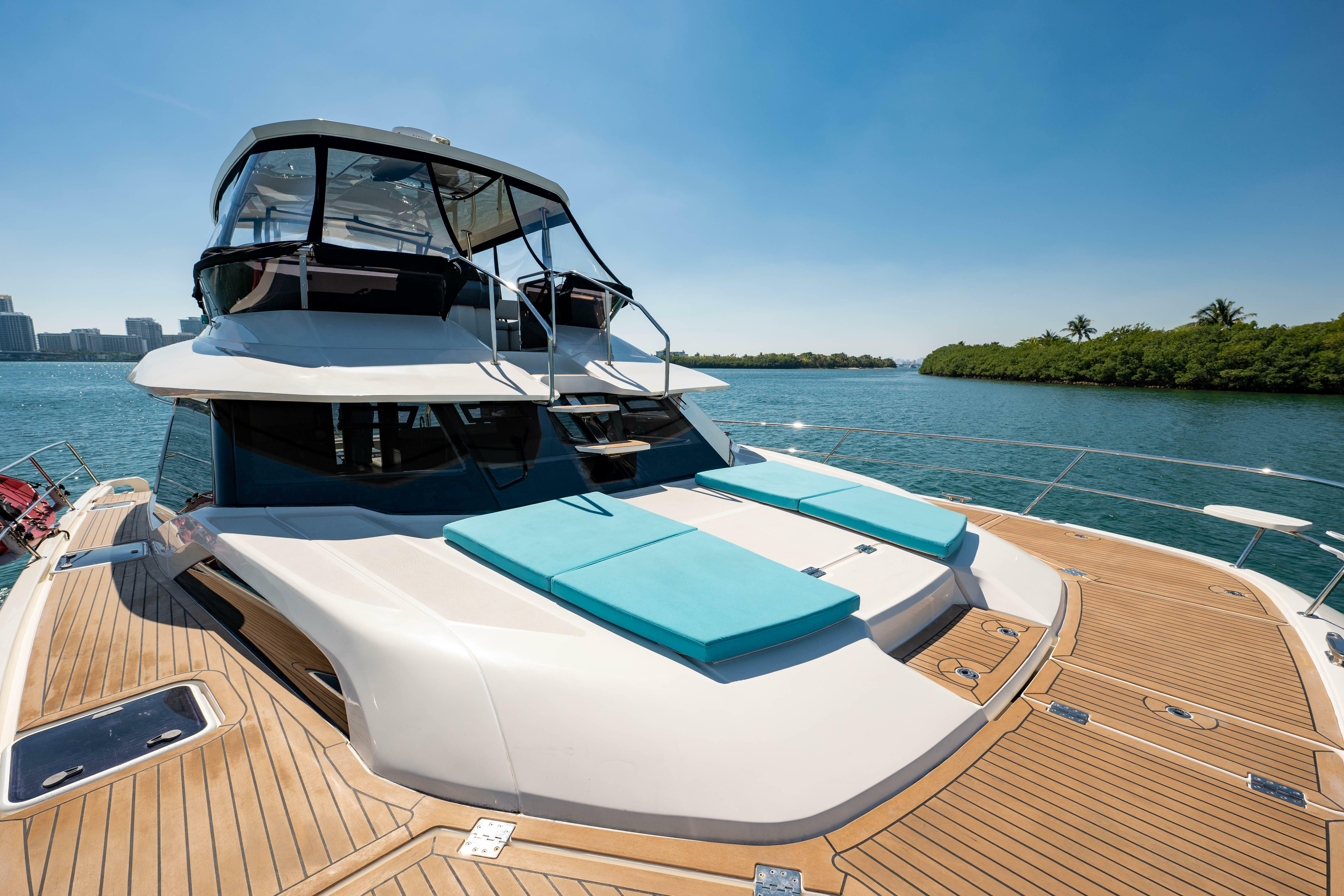 yachts-98337-378870_15.jpg