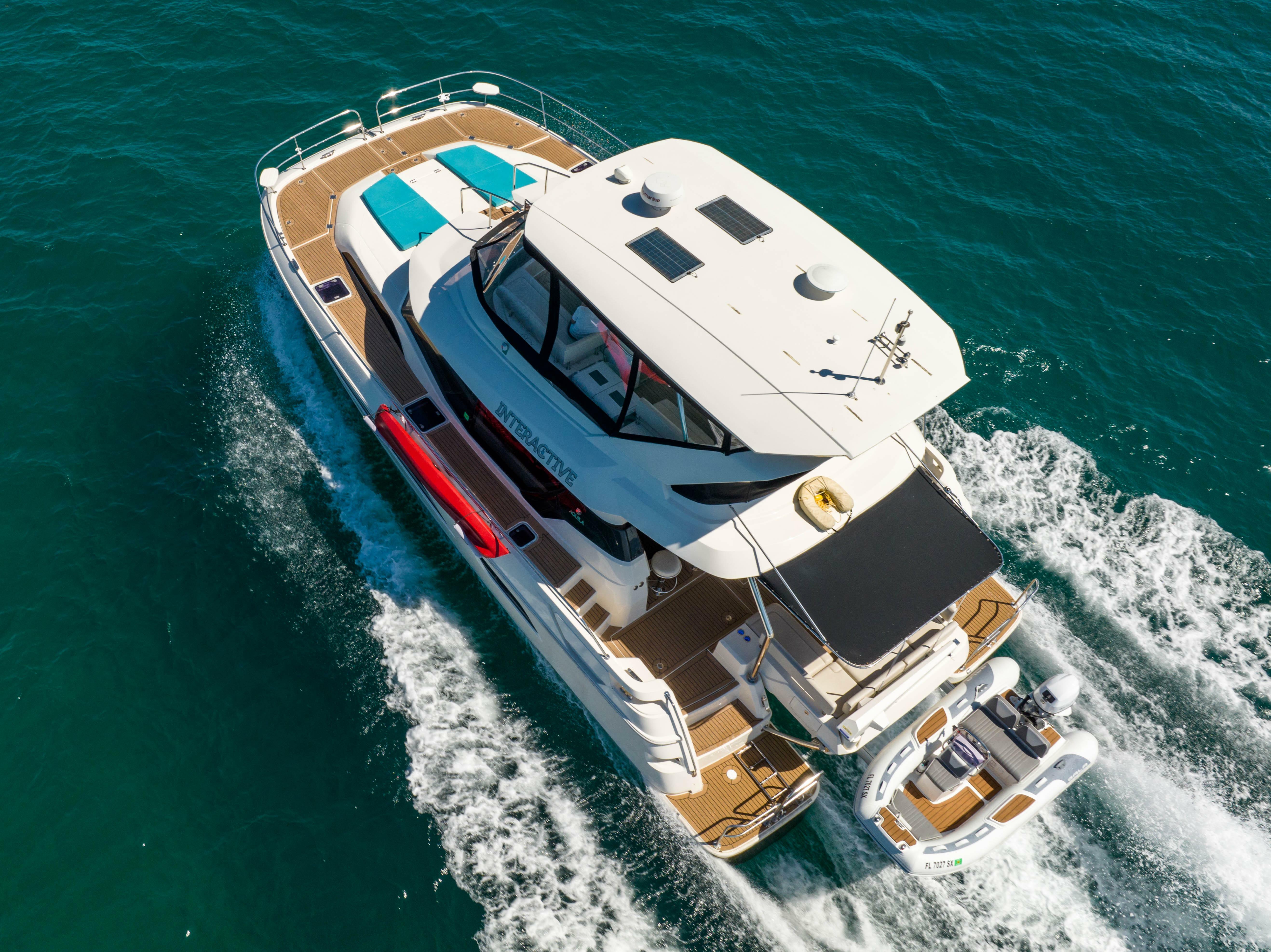 yachts-98337-378870_2.jpg