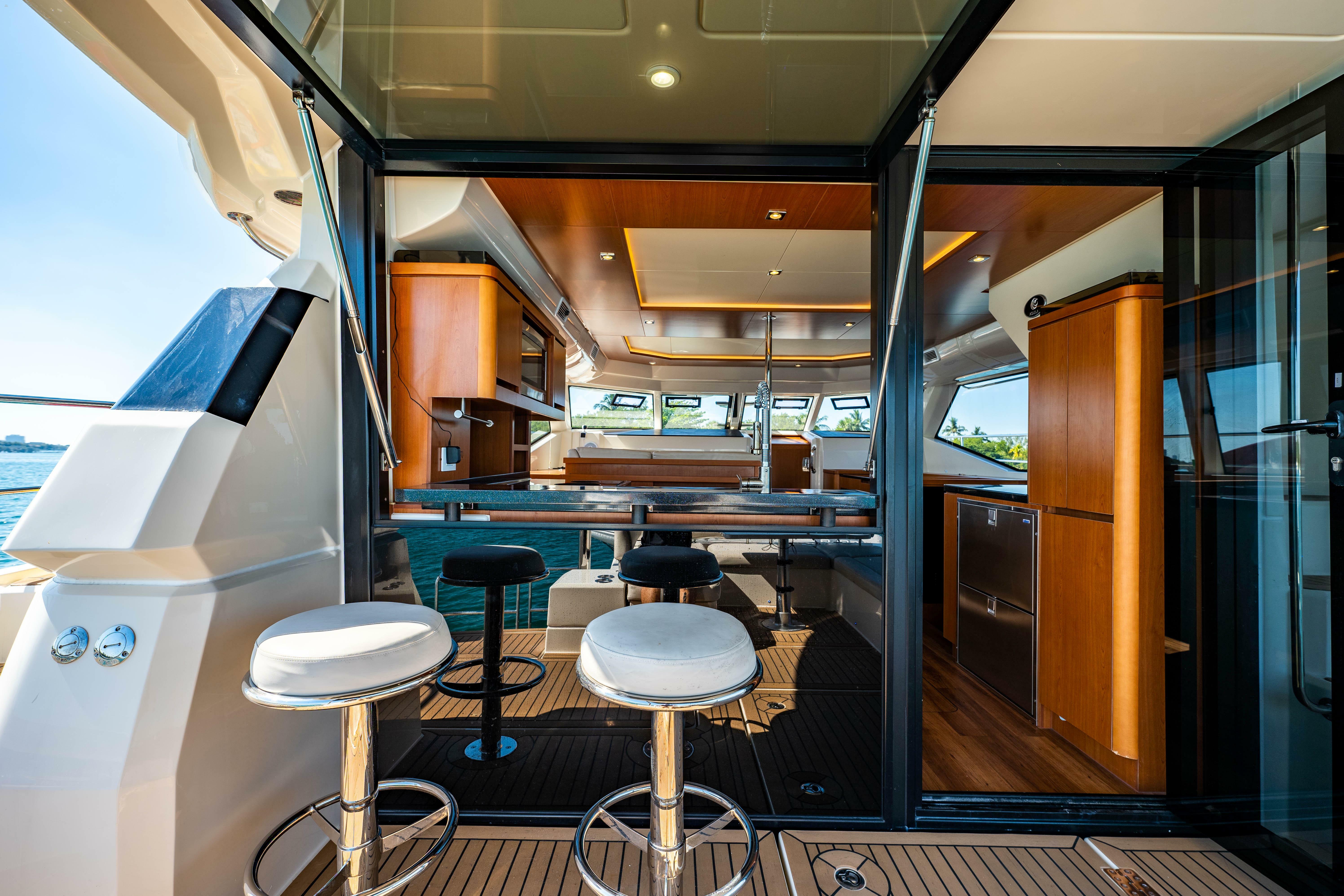 yachts-98337-378870_20.jpg