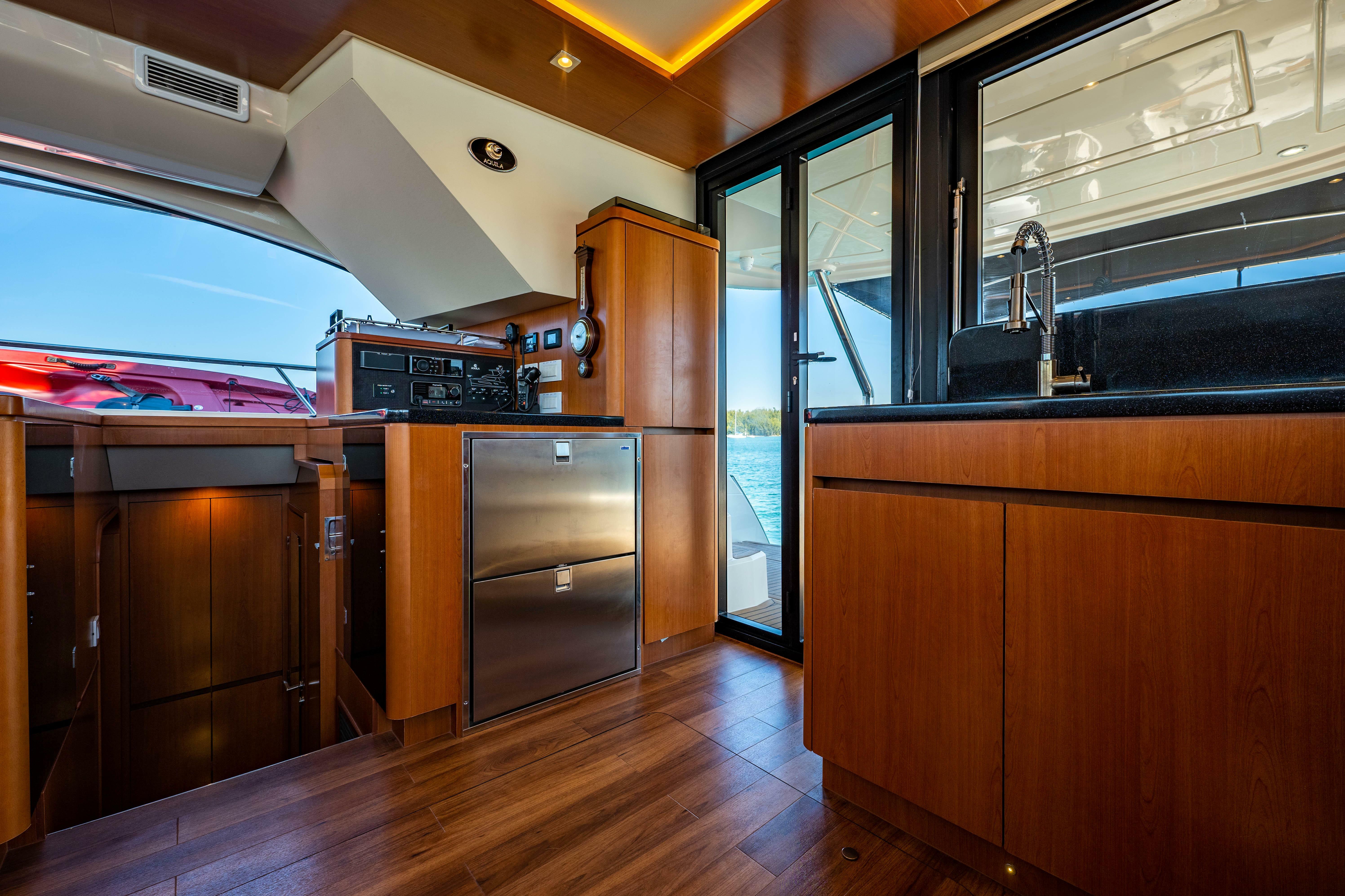 yachts-98337-378870_27.jpg