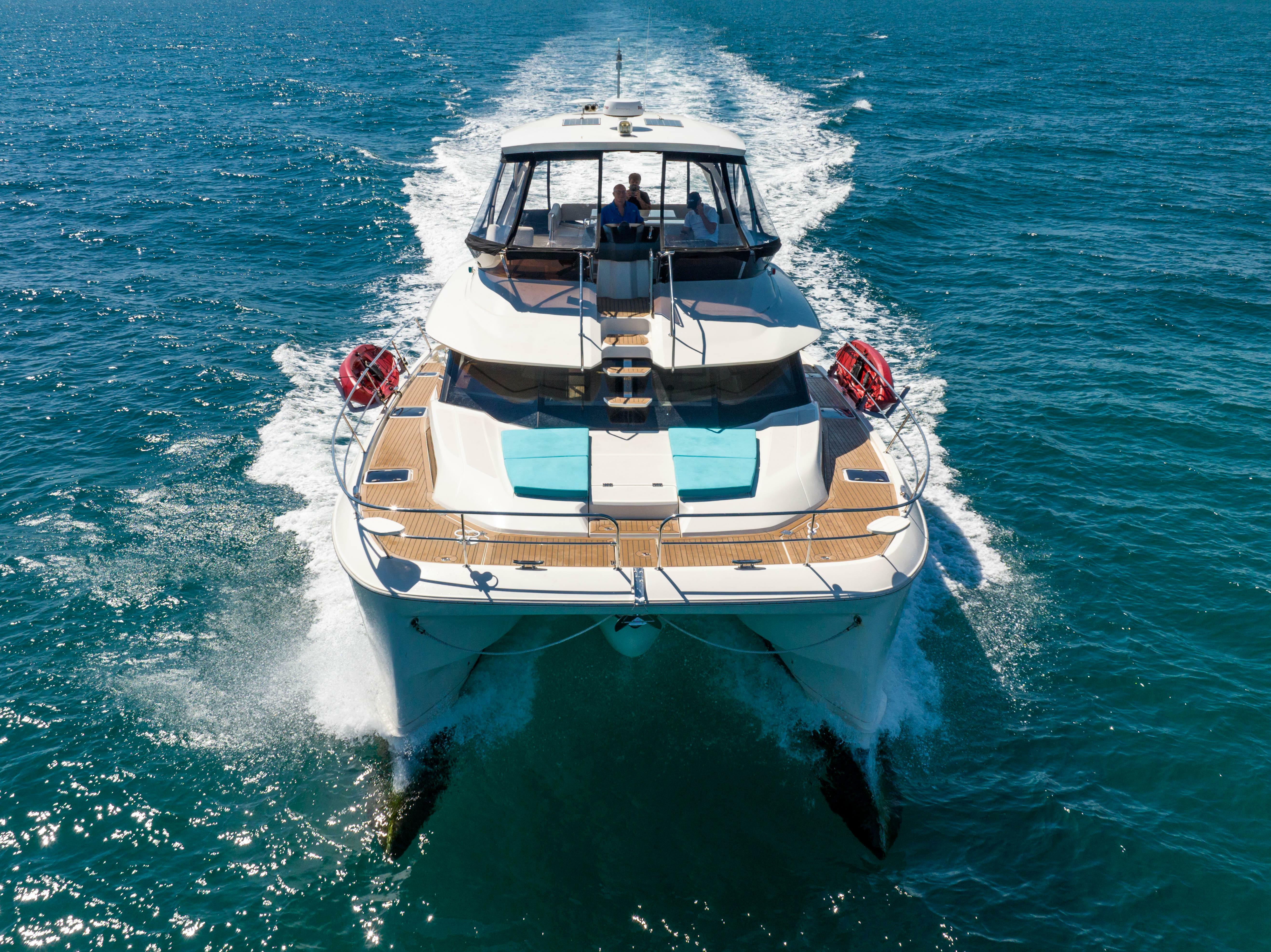 yachts-98337-378870_4.jpg