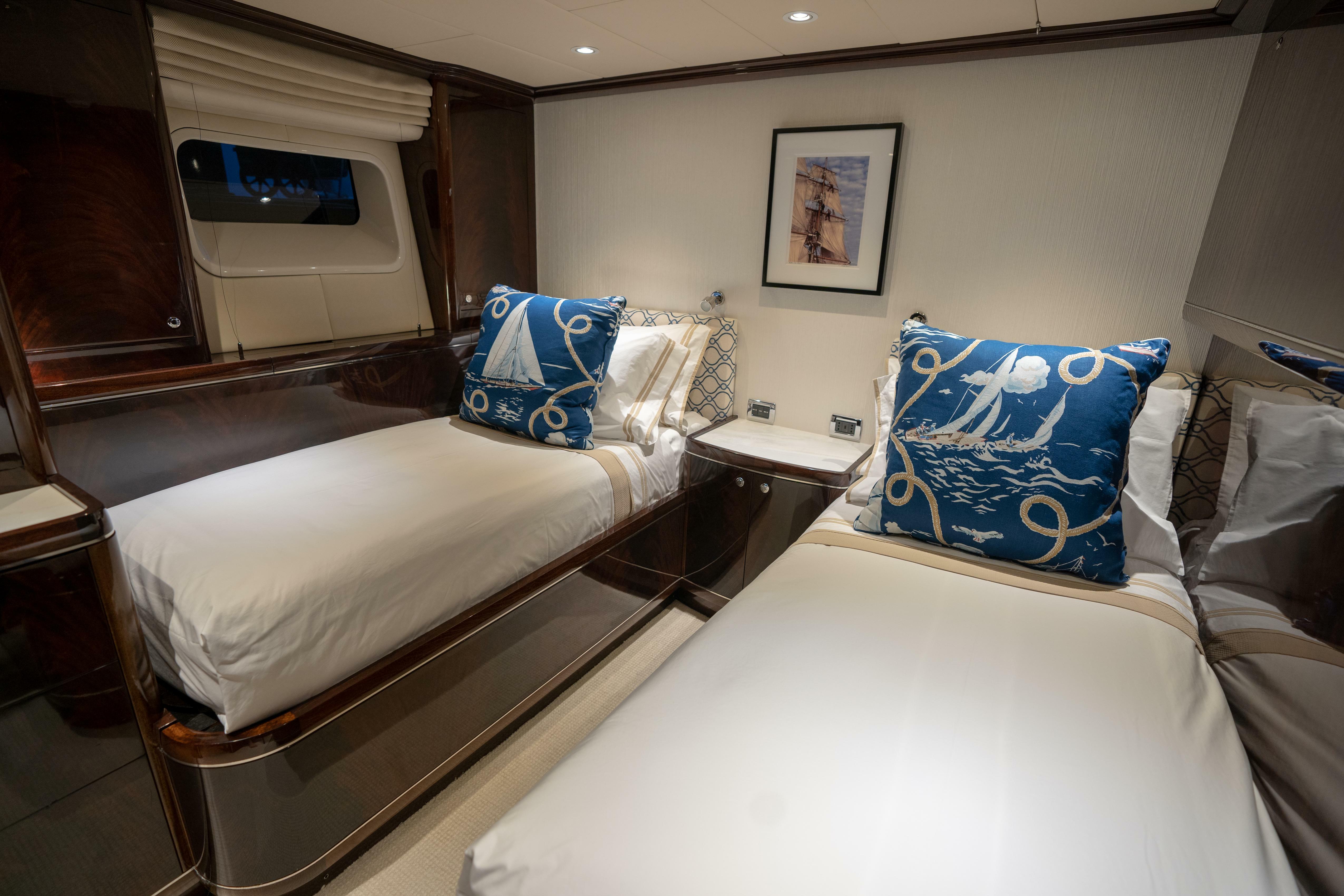 yachts-98375-378939_18.jpg