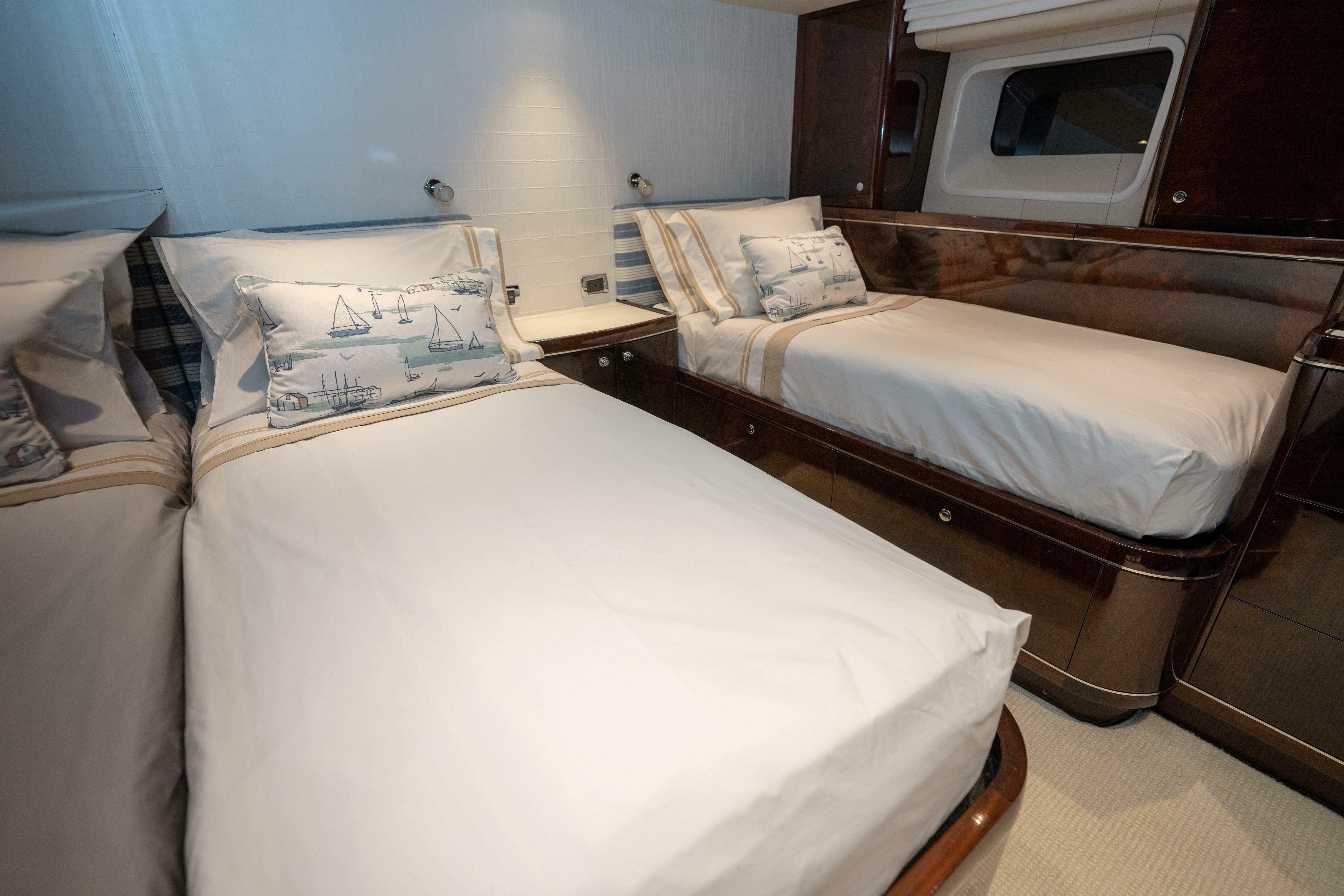 yachts-98375-378939_19.jpg