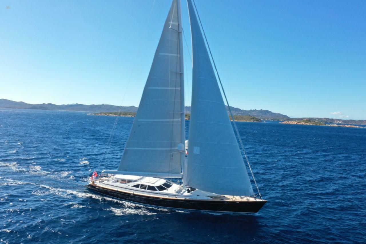 yachts-98375-378939_4.jpg