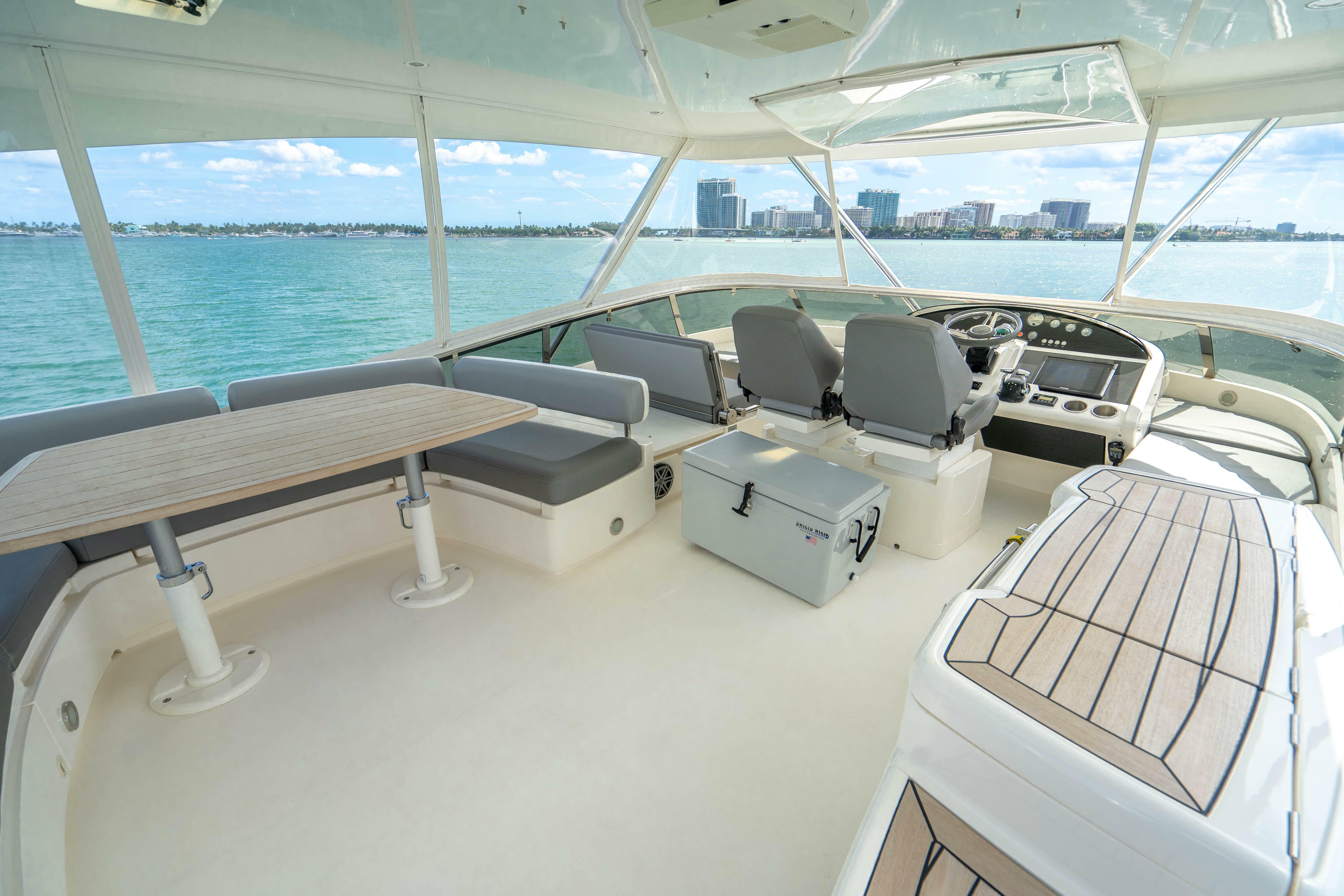 yachts-98409-378977_10.jpg