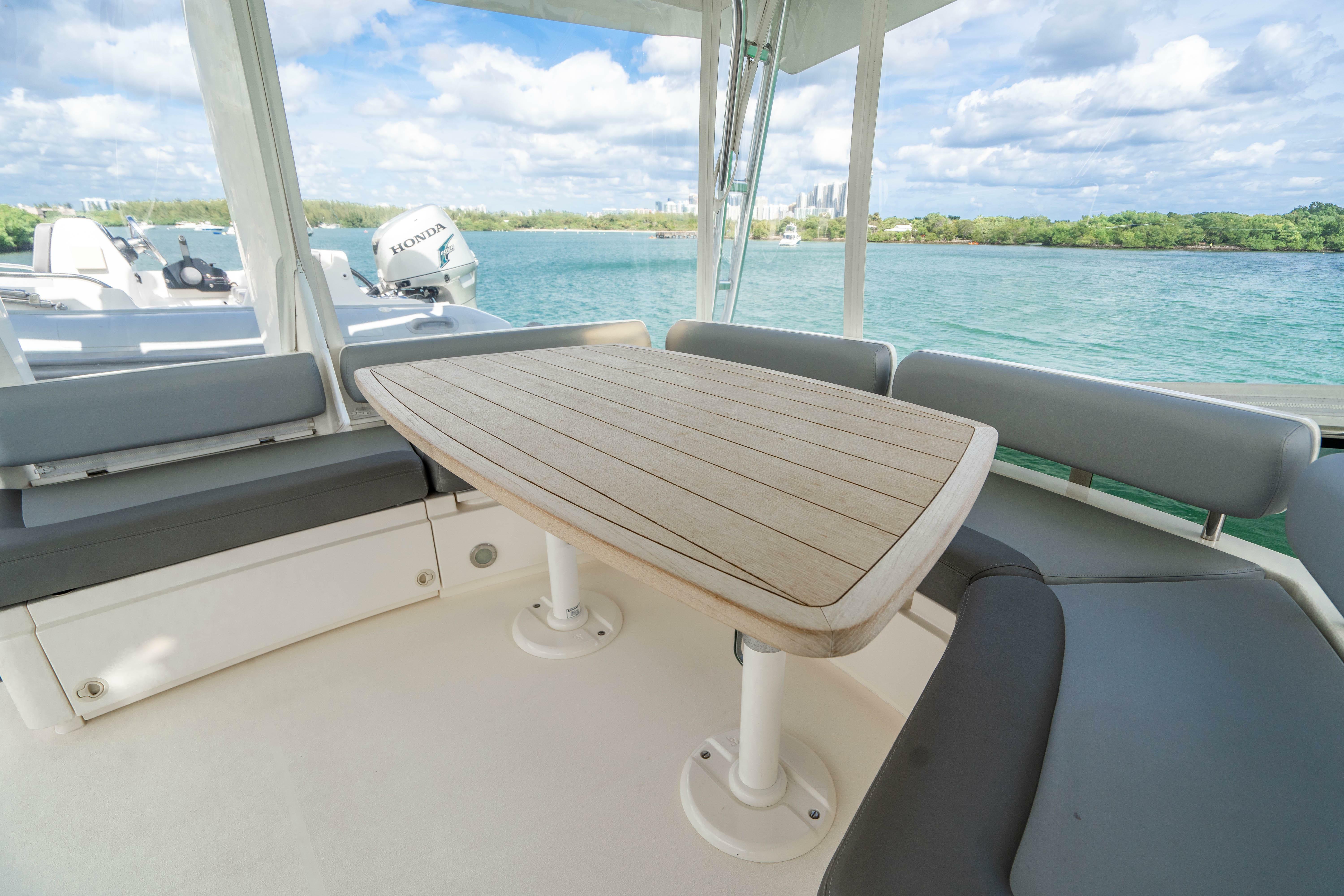 yachts-98409-378977_11.jpg