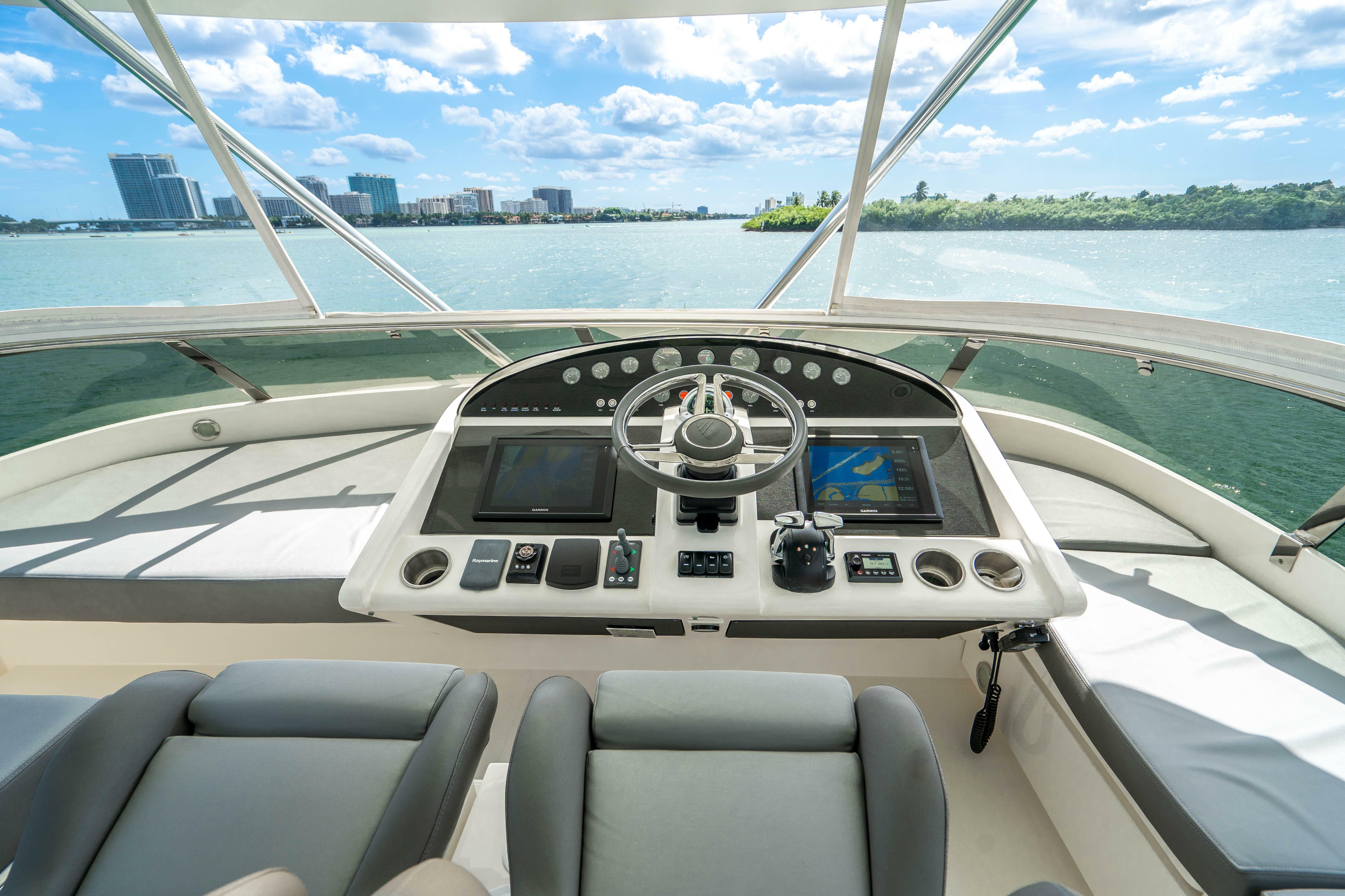 yachts-98409-378977_12.jpg