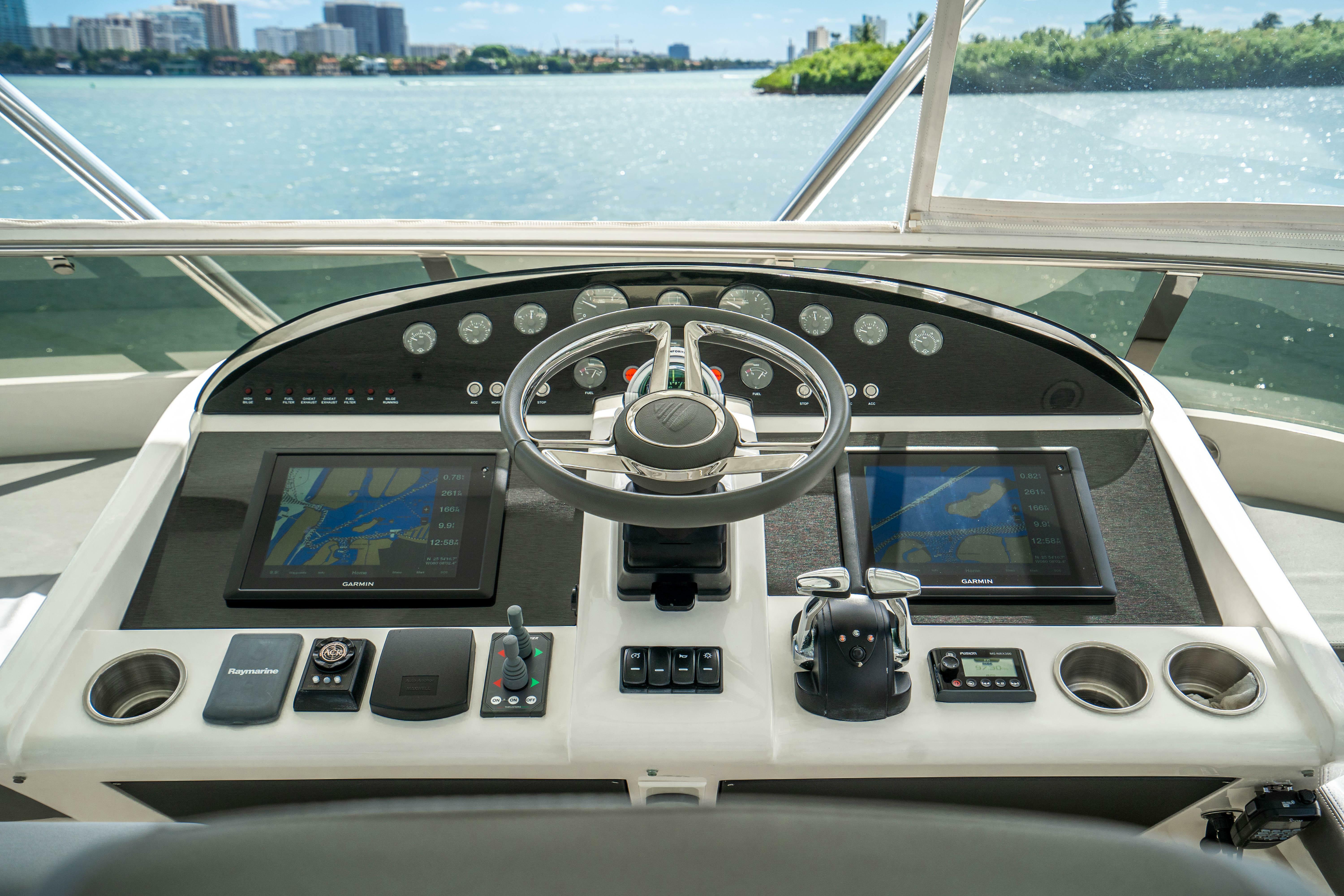 yachts-98409-378977_13.jpg
