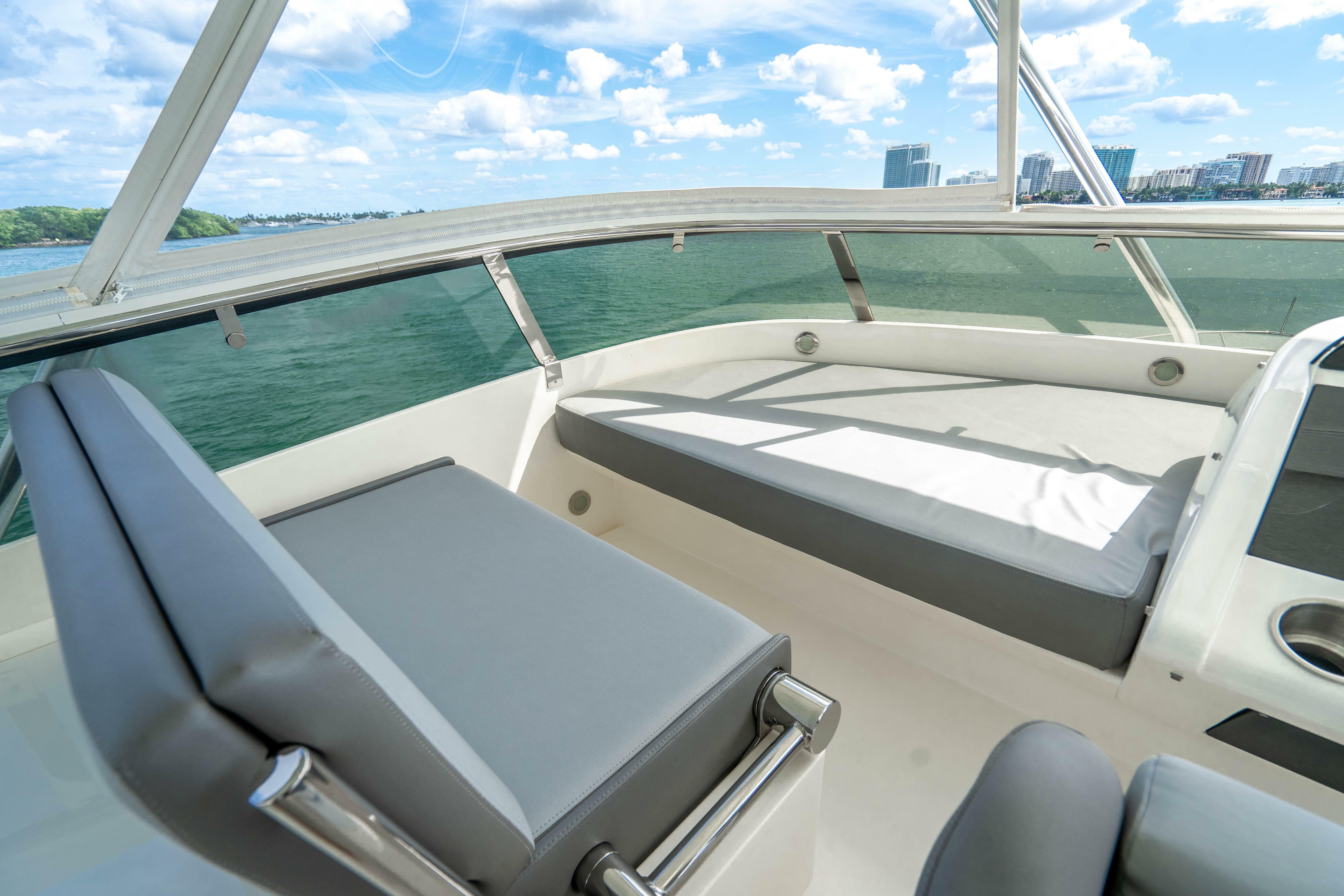 yachts-98409-378977_15.jpg