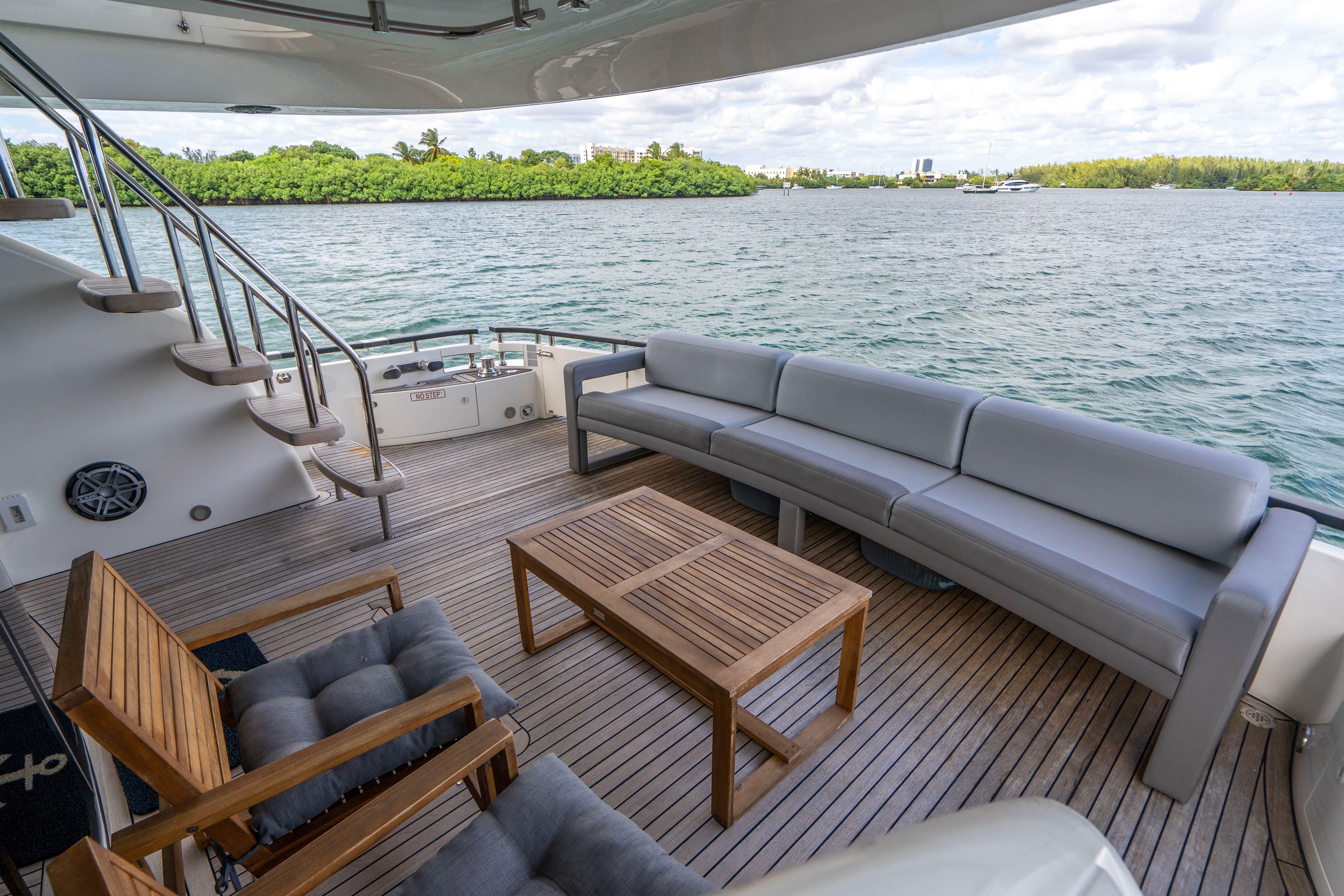 yachts-98409-378977_22.jpg