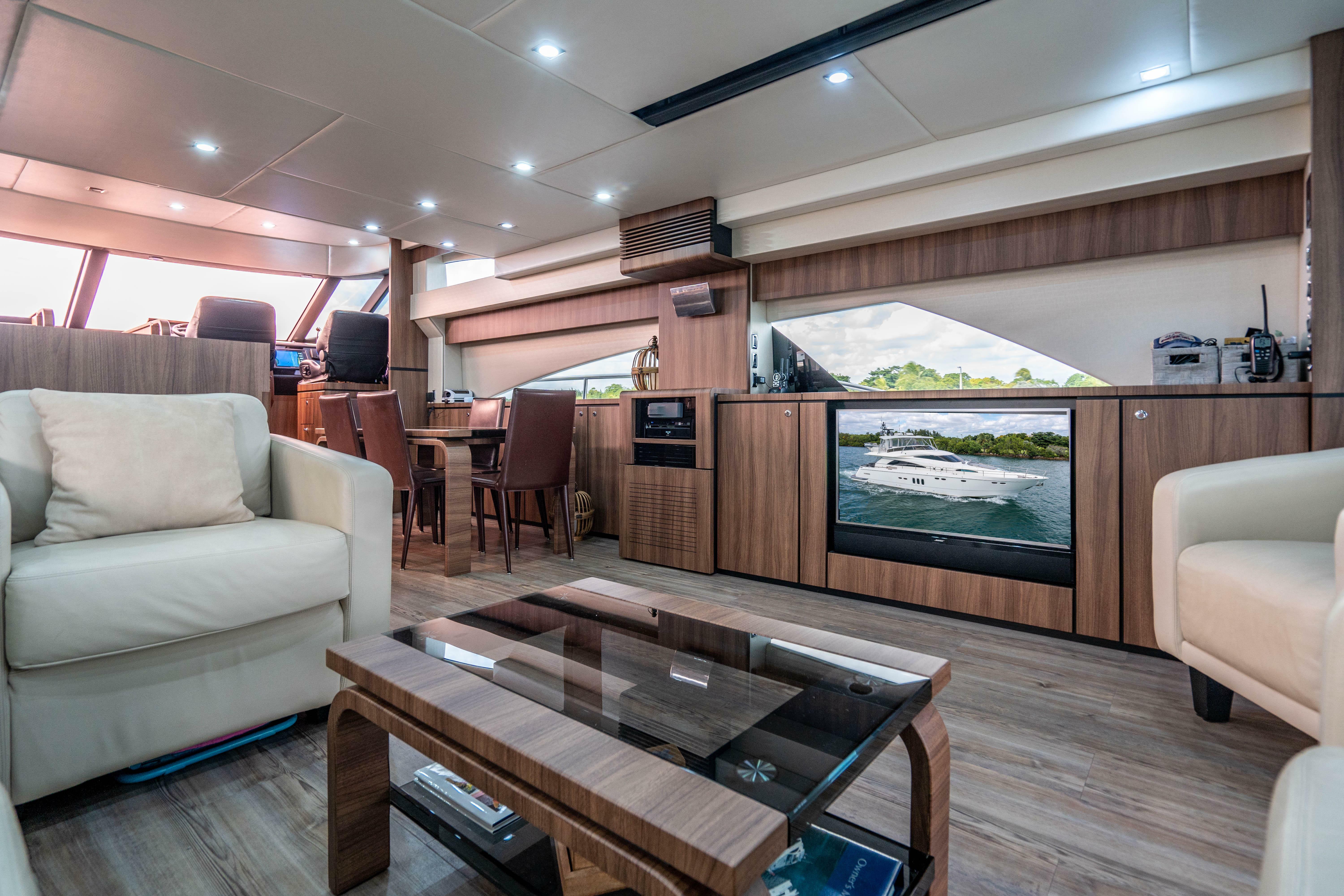 yachts-98409-378977_24.jpg