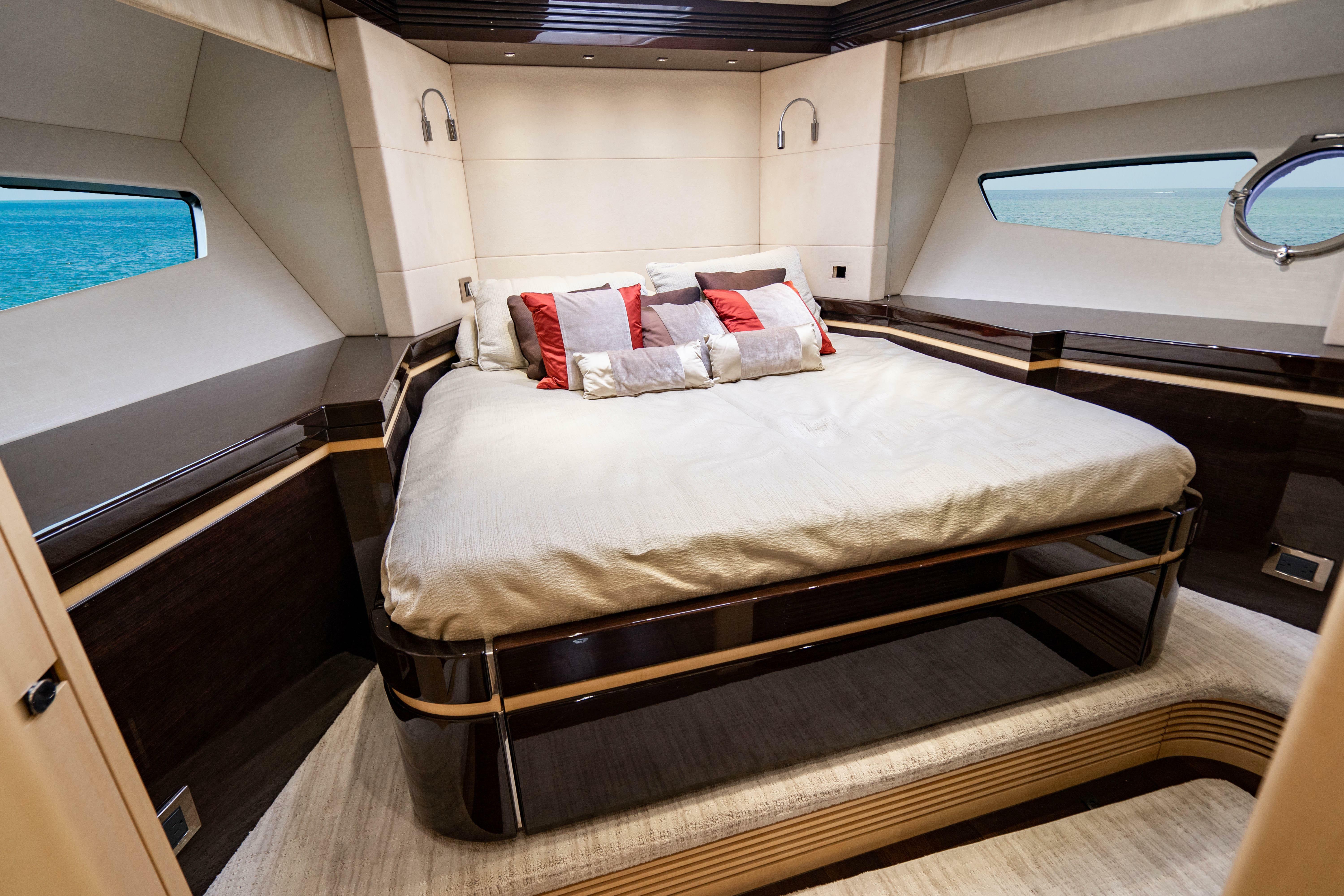 yachts-98410-378978_21.jpg