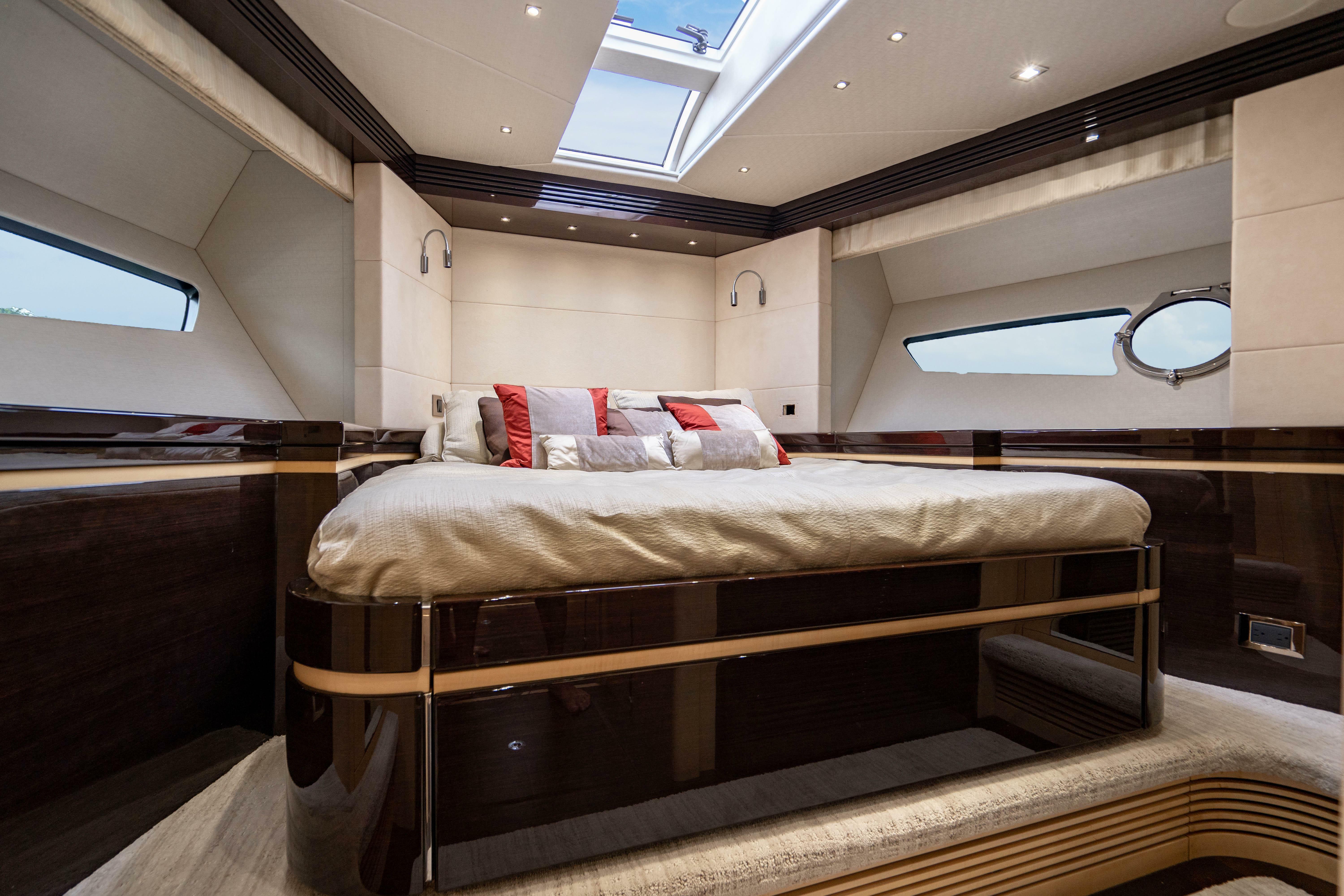 yachts-98410-378978_22.jpg