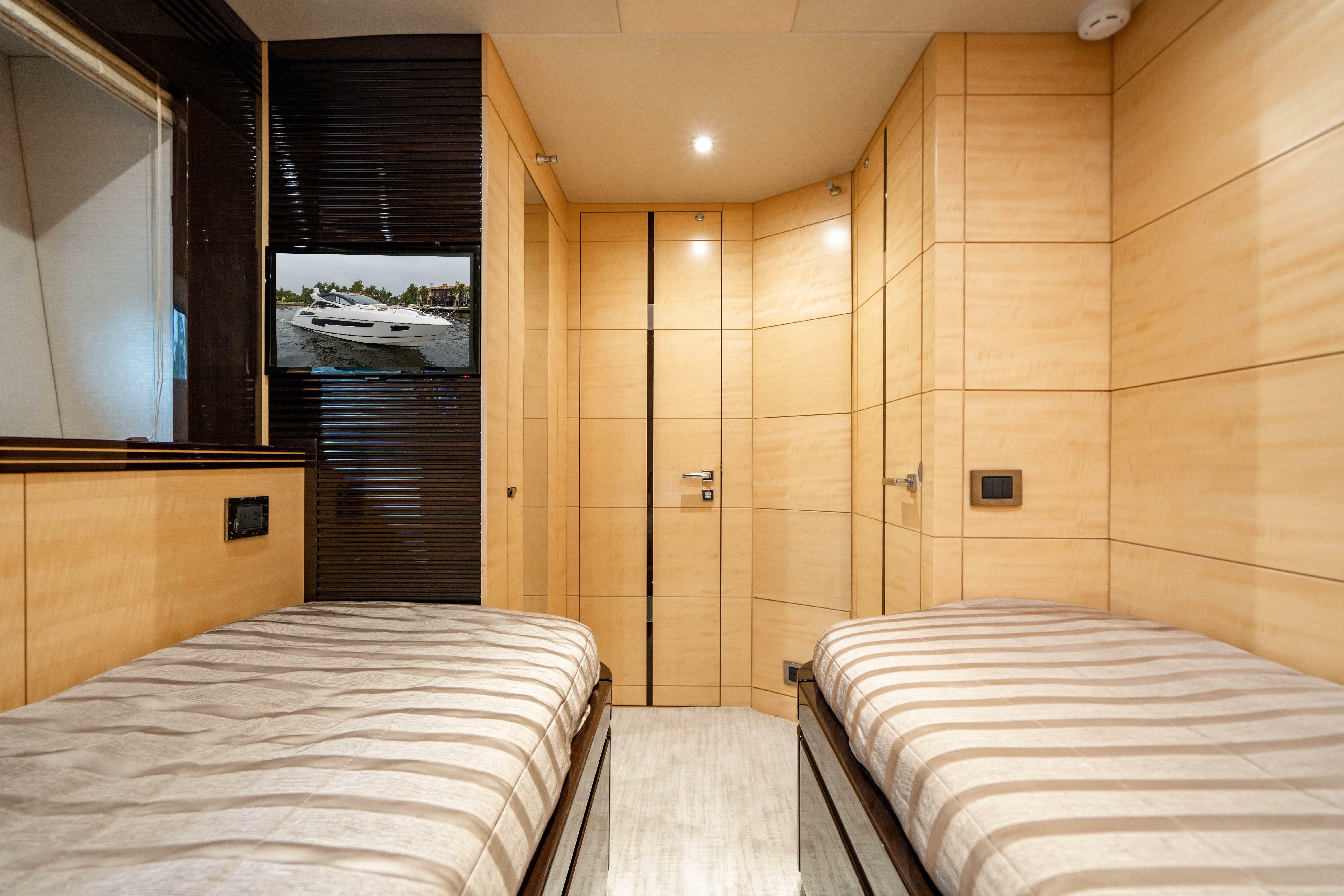 yachts-98410-378978_27.jpg