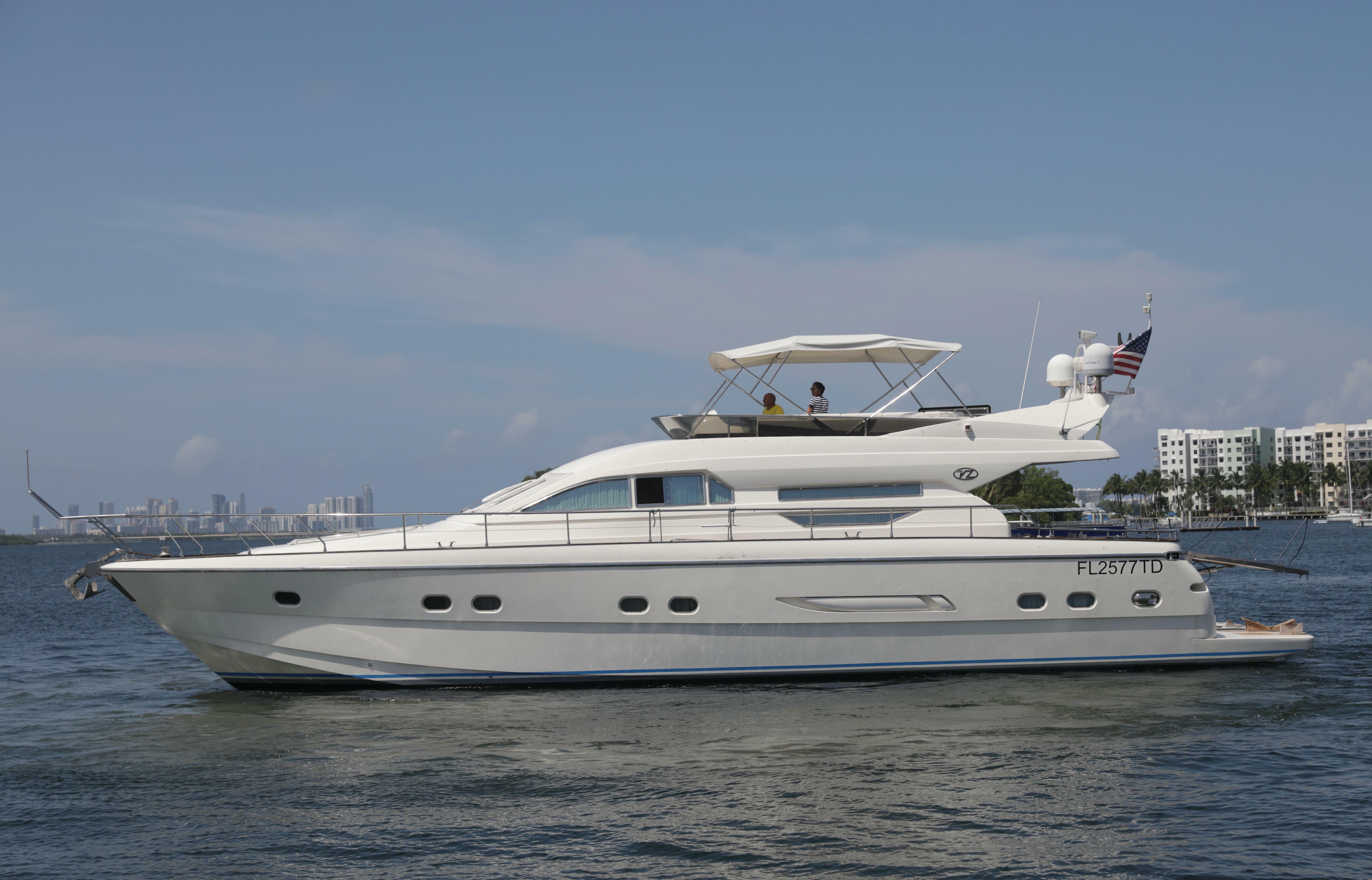yachts-98422-378990_1.jpg