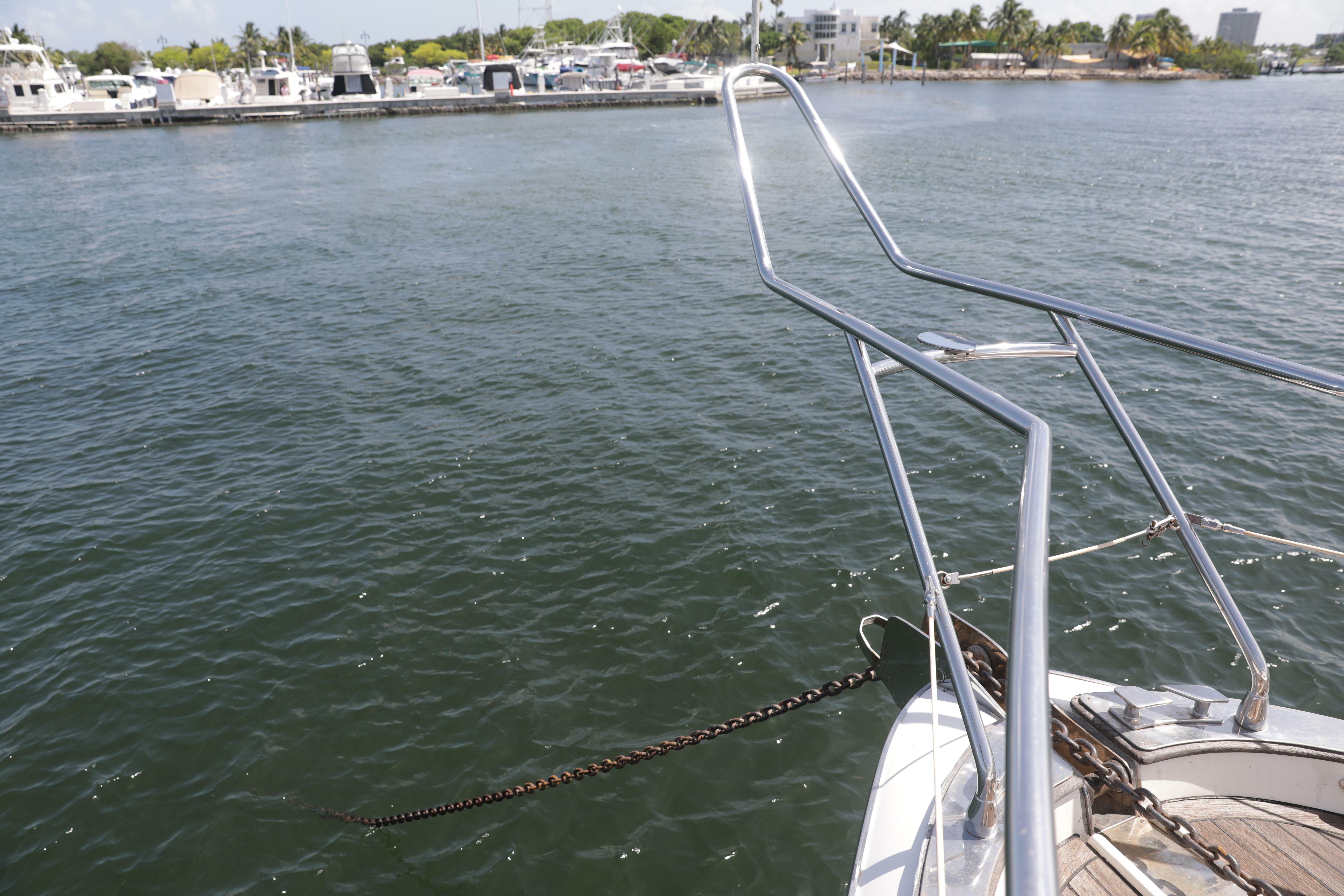 yachts-98422-378990_14.jpg