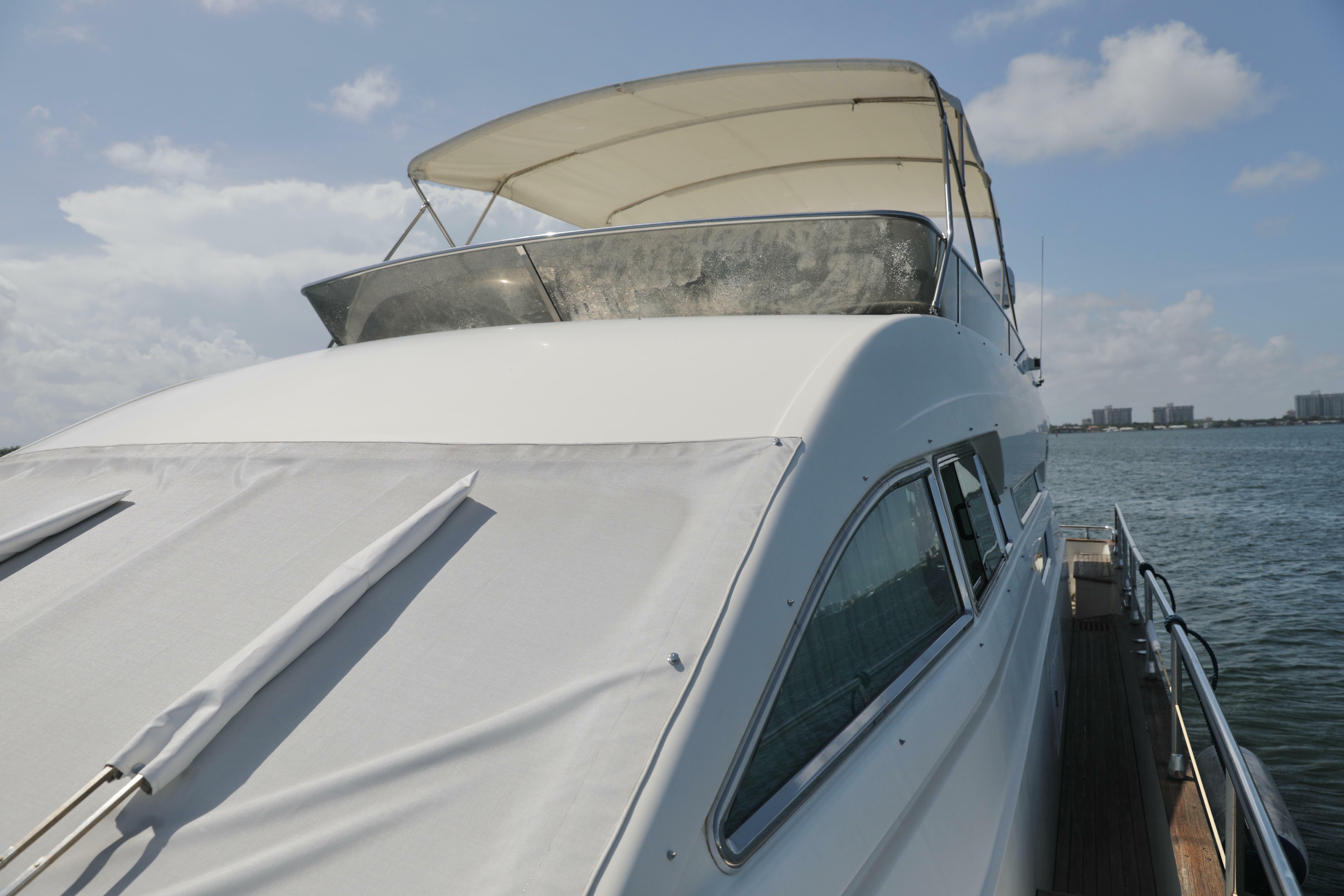yachts-98422-378990_15.jpg