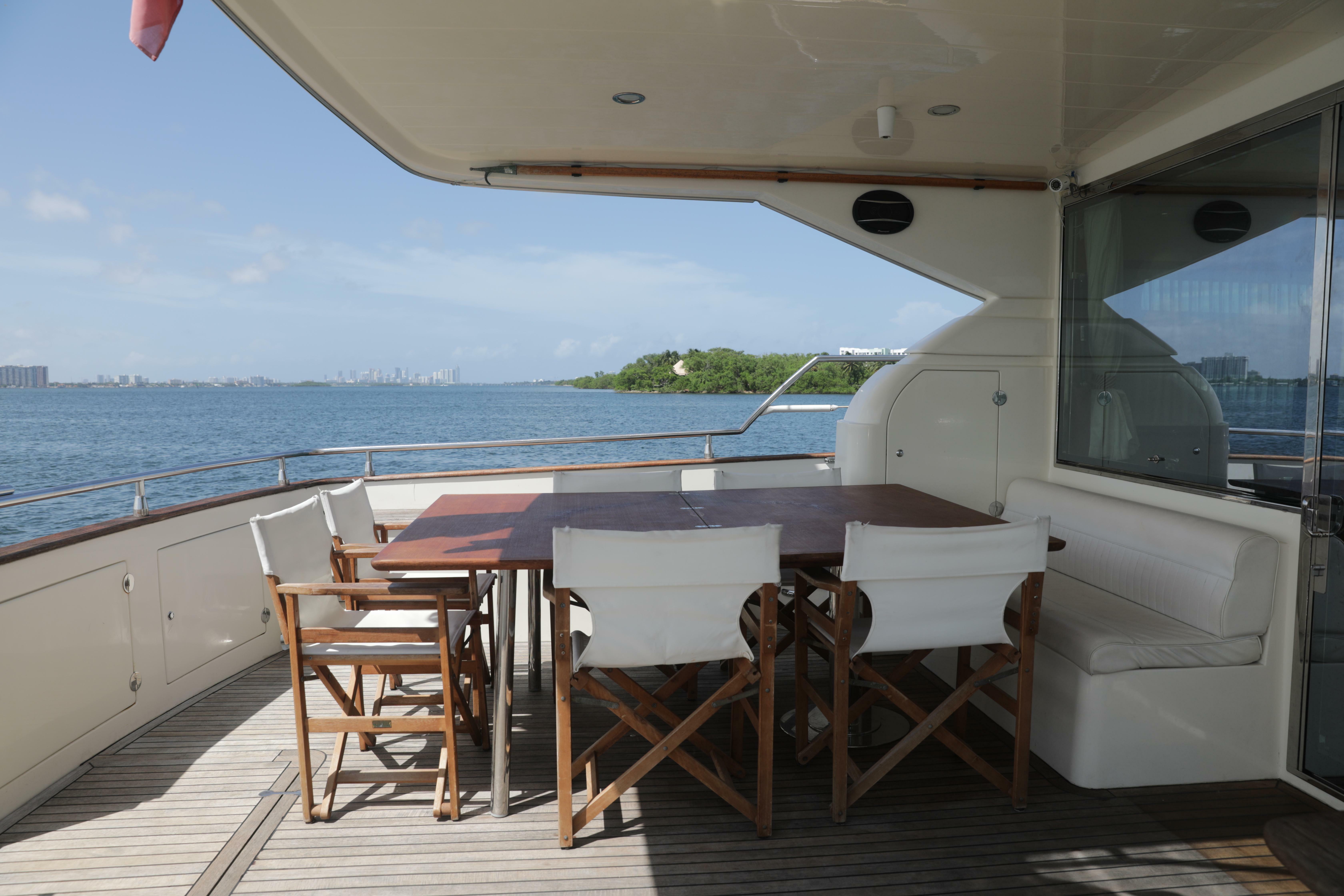 yachts-98422-378990_30.jpg