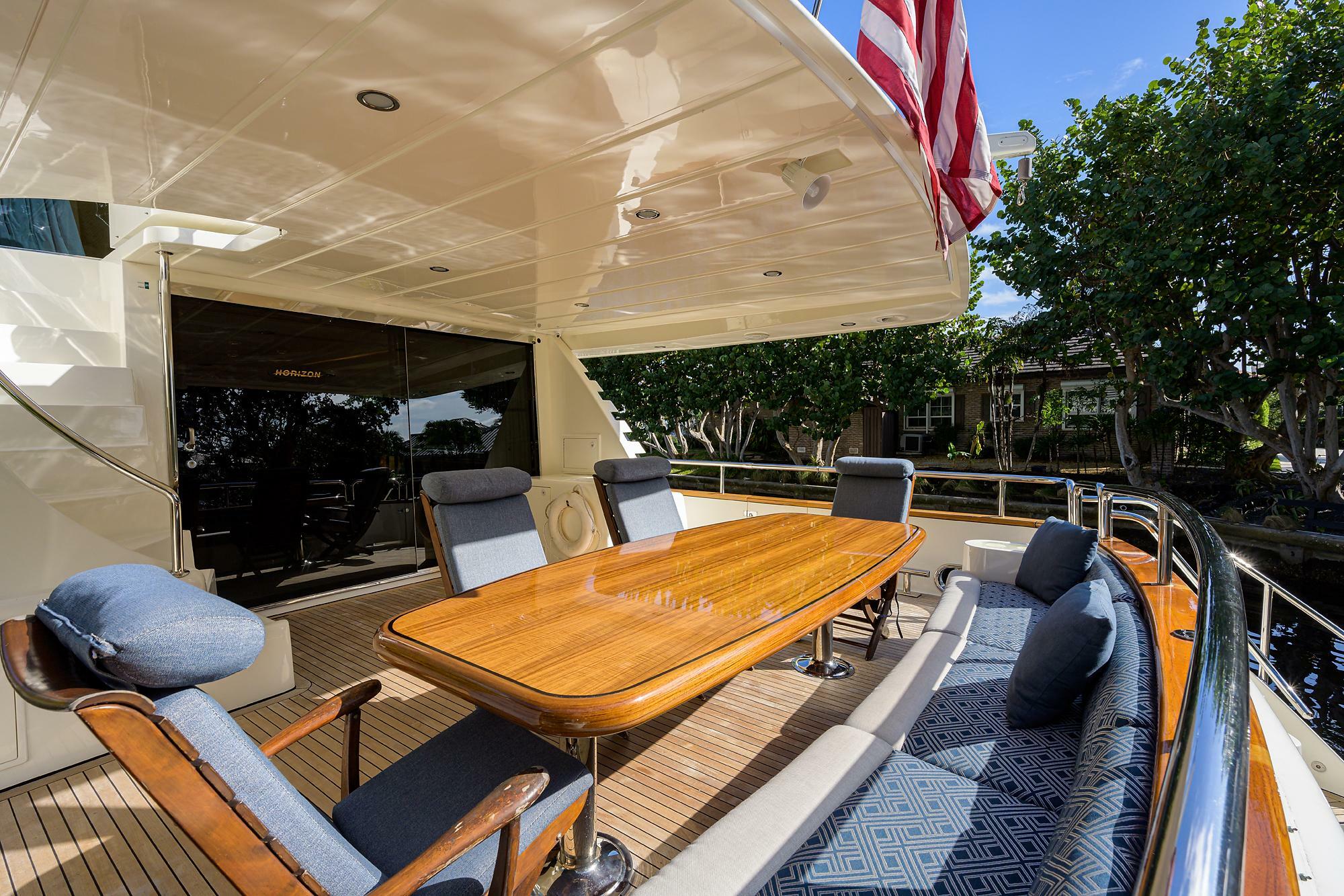 yachts-98470-379042_13.jpg