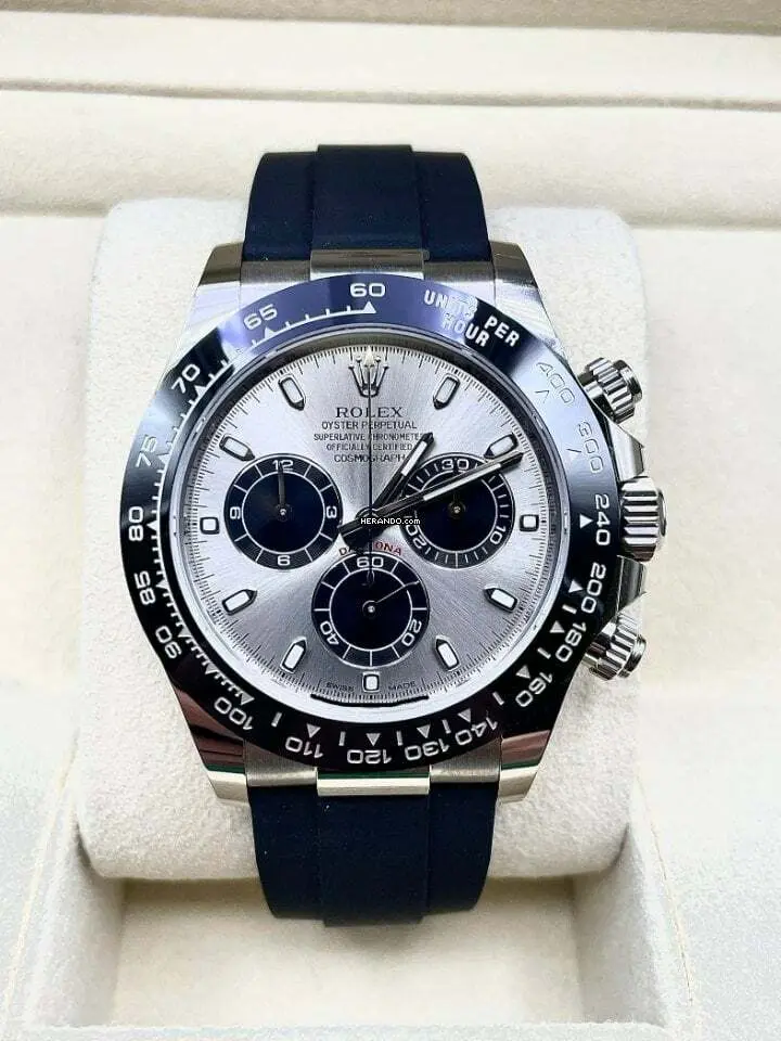 watches-332879-28902843-y5784t5abygze77wzmo0mt5q-ExtraLarge.webp