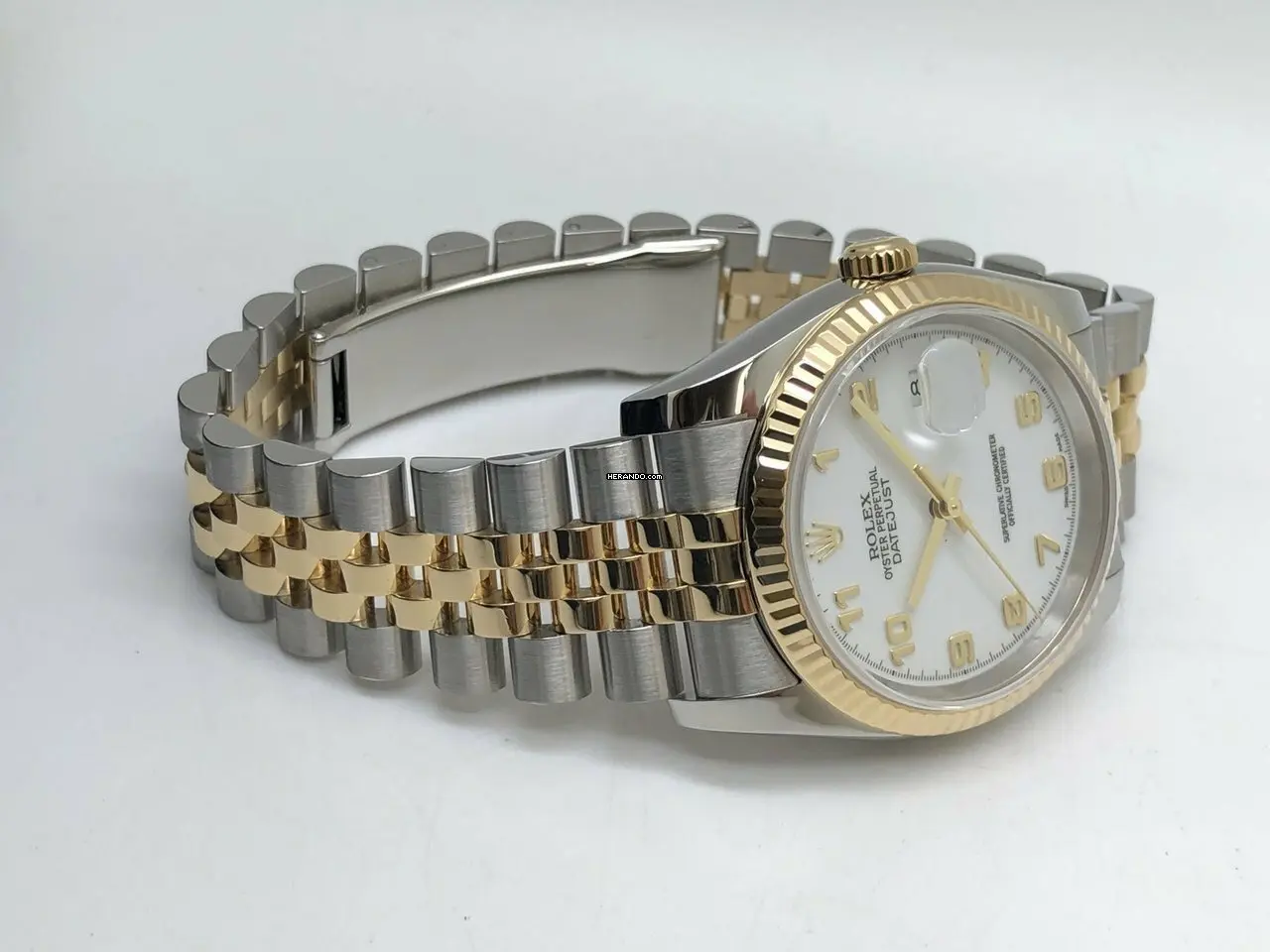 watches-334808-29086551-4nzb4z52pdityaijr4jp1o4c-ExtraLarge.webp