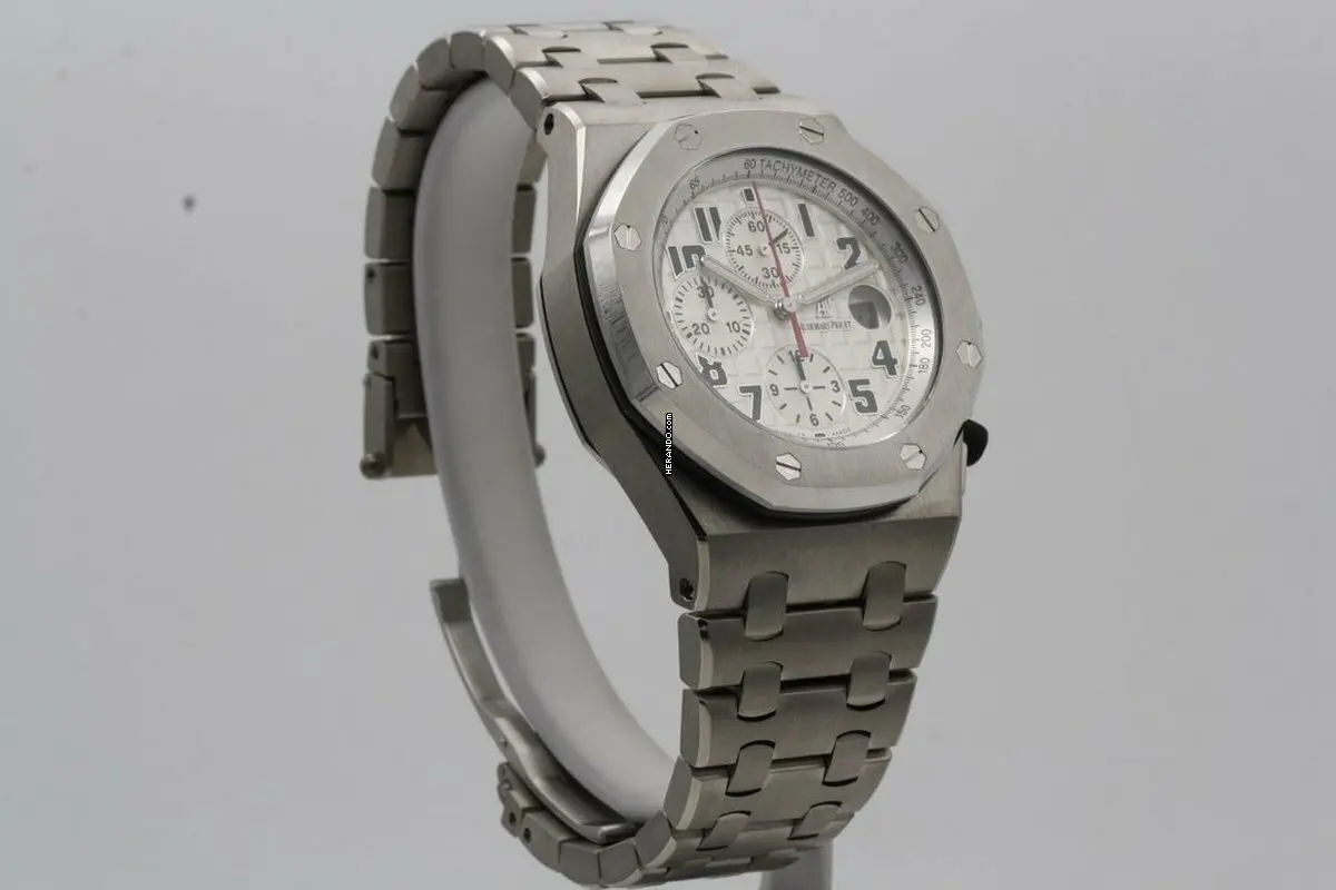 watches-345194-30189425-km5d94cdwz02kuv42mp5m4yl-ExtraLarge.webp