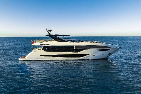 Sunseeker 100 Yacht